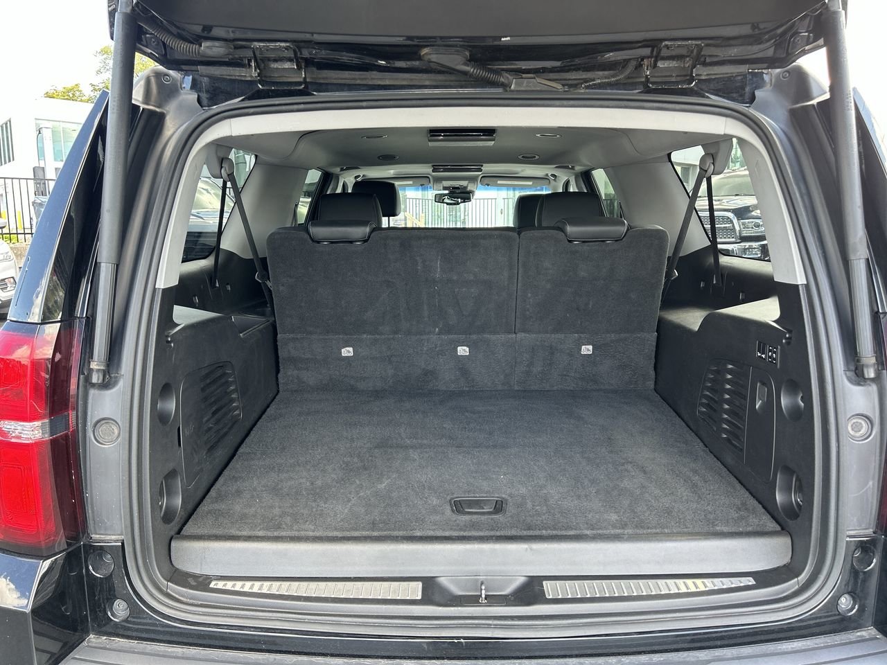 Used 2018 Black Chevrolet Premier image 32
