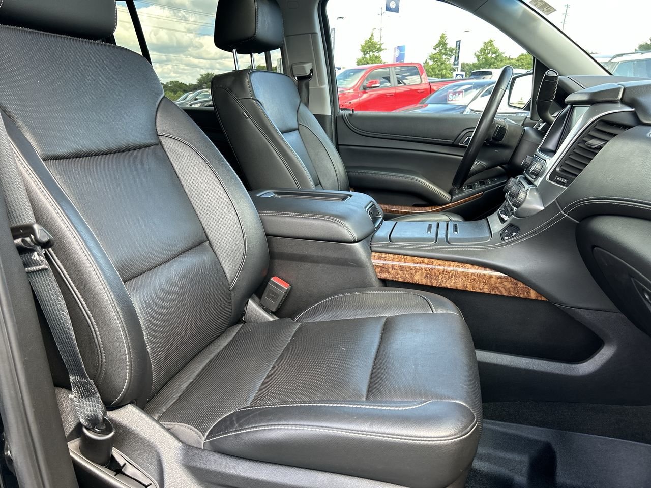 Used 2018 Black Chevrolet Premier image 33