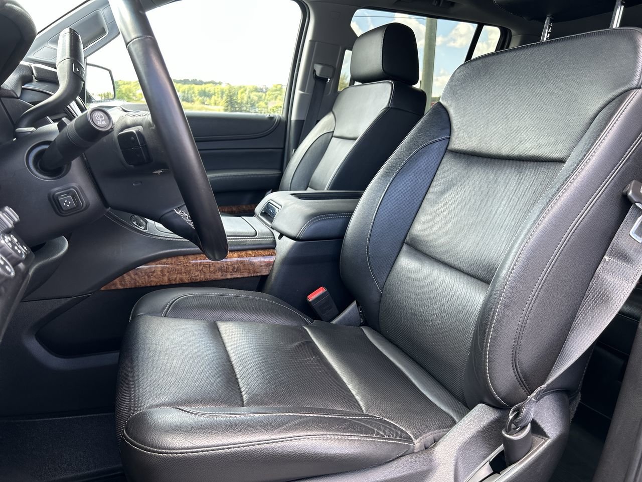Used 2018 Black Chevrolet Premier image 19