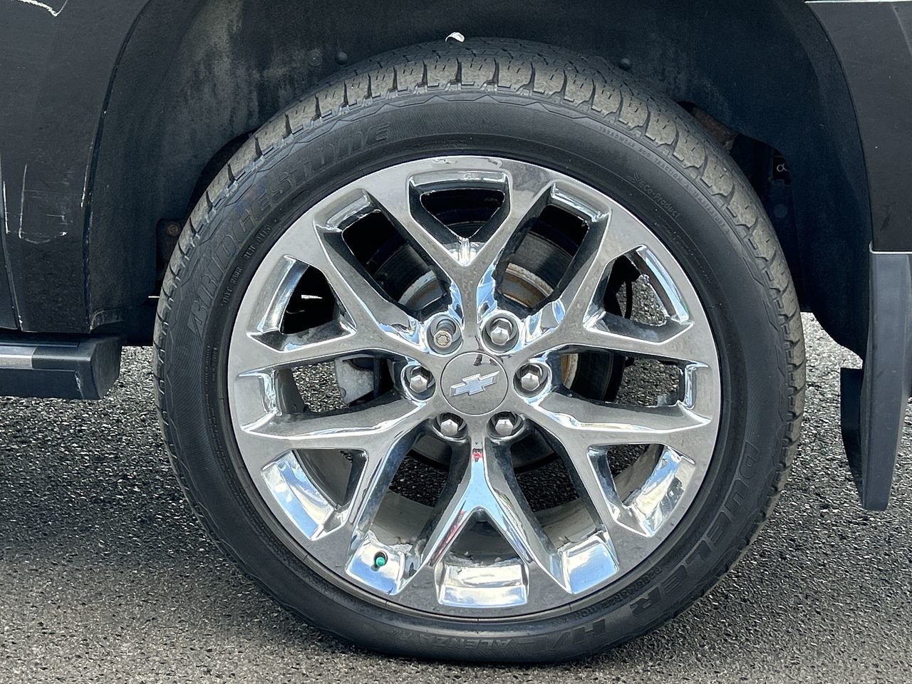 Used 2018 Black Chevrolet Premier image 18