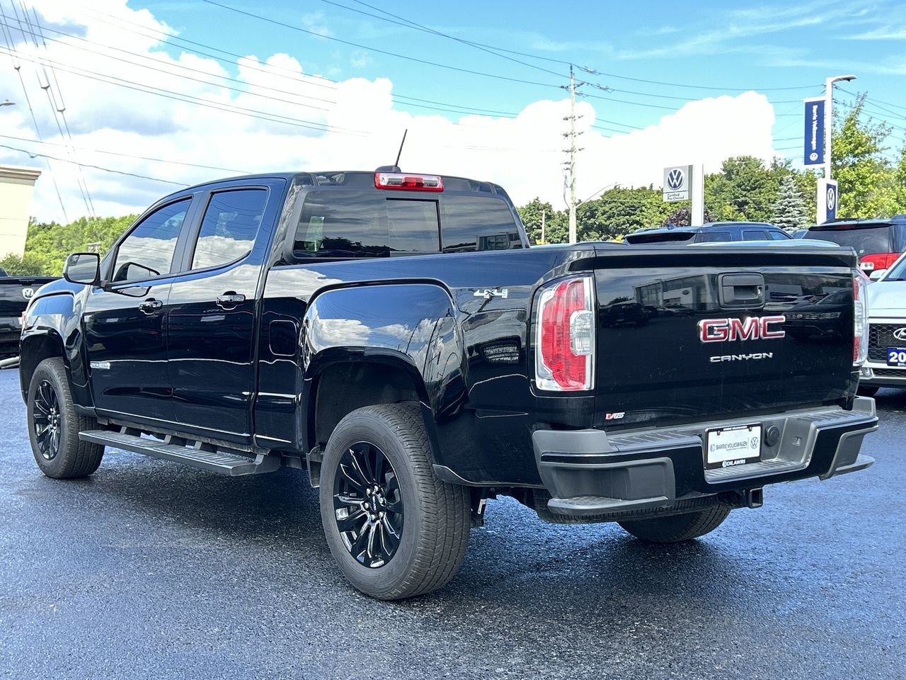 Used 2022 Onyx Black GMC 4WD Elevation image 7