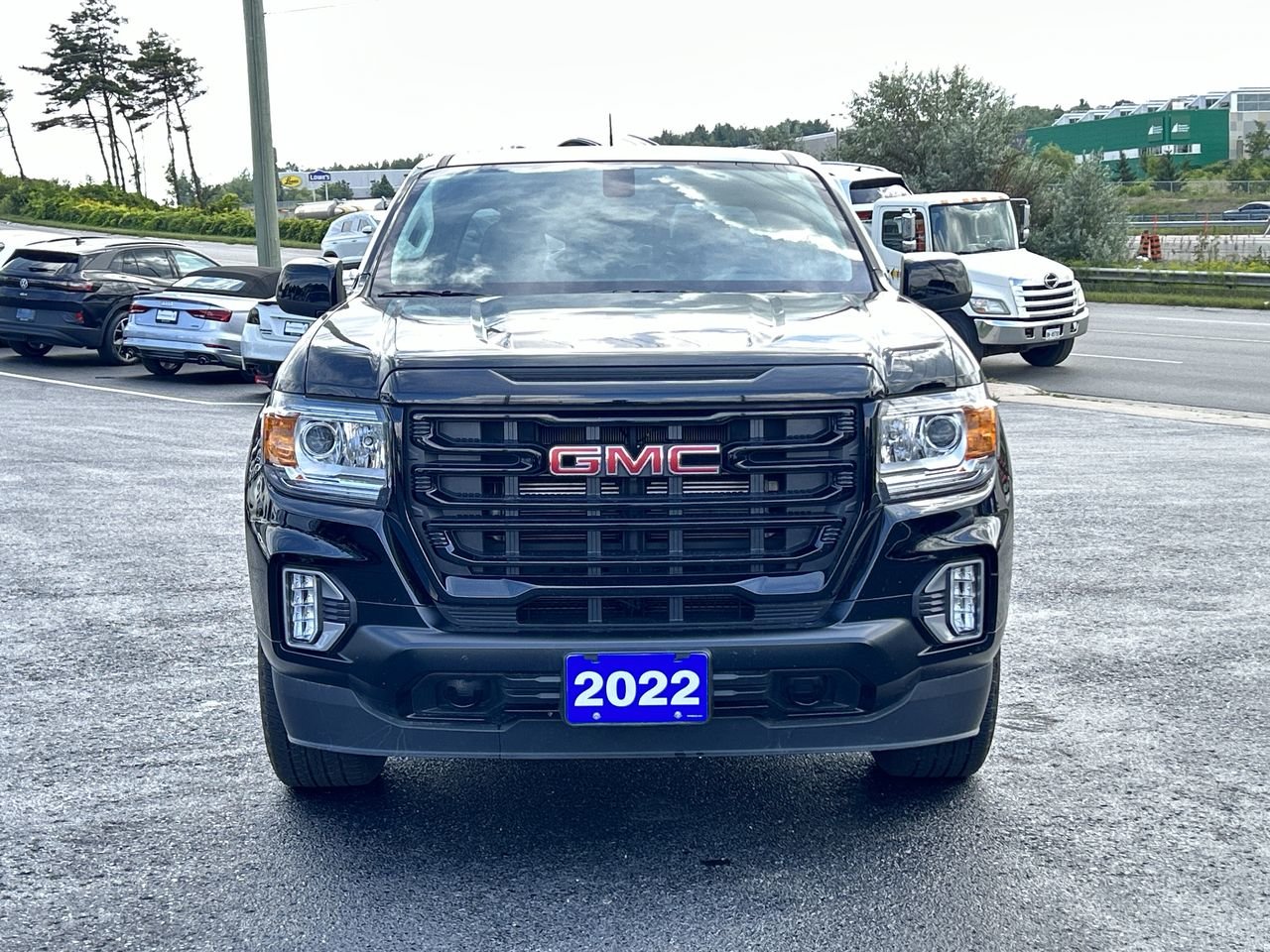 Used 2022 Onyx Black GMC 4WD Elevation image 17