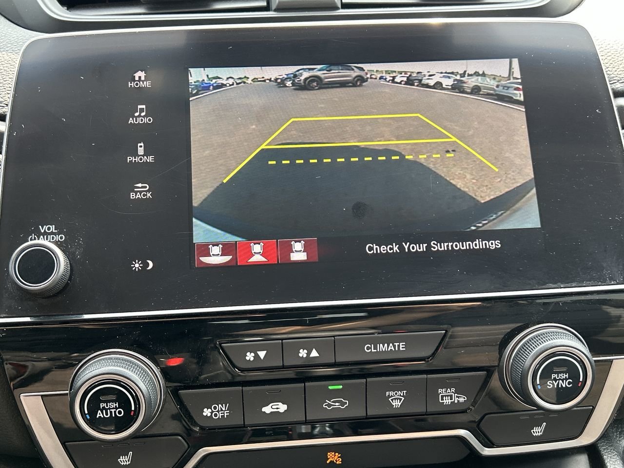 Used 2019 Platinum White Pearl Honda LX image 25
