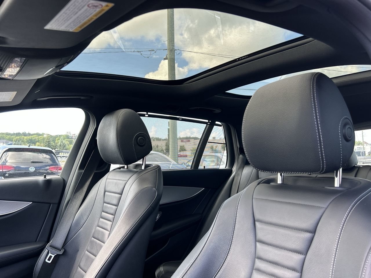 Used 2017 Iridium Silver Met Mercedes-Benz E 400 image 30