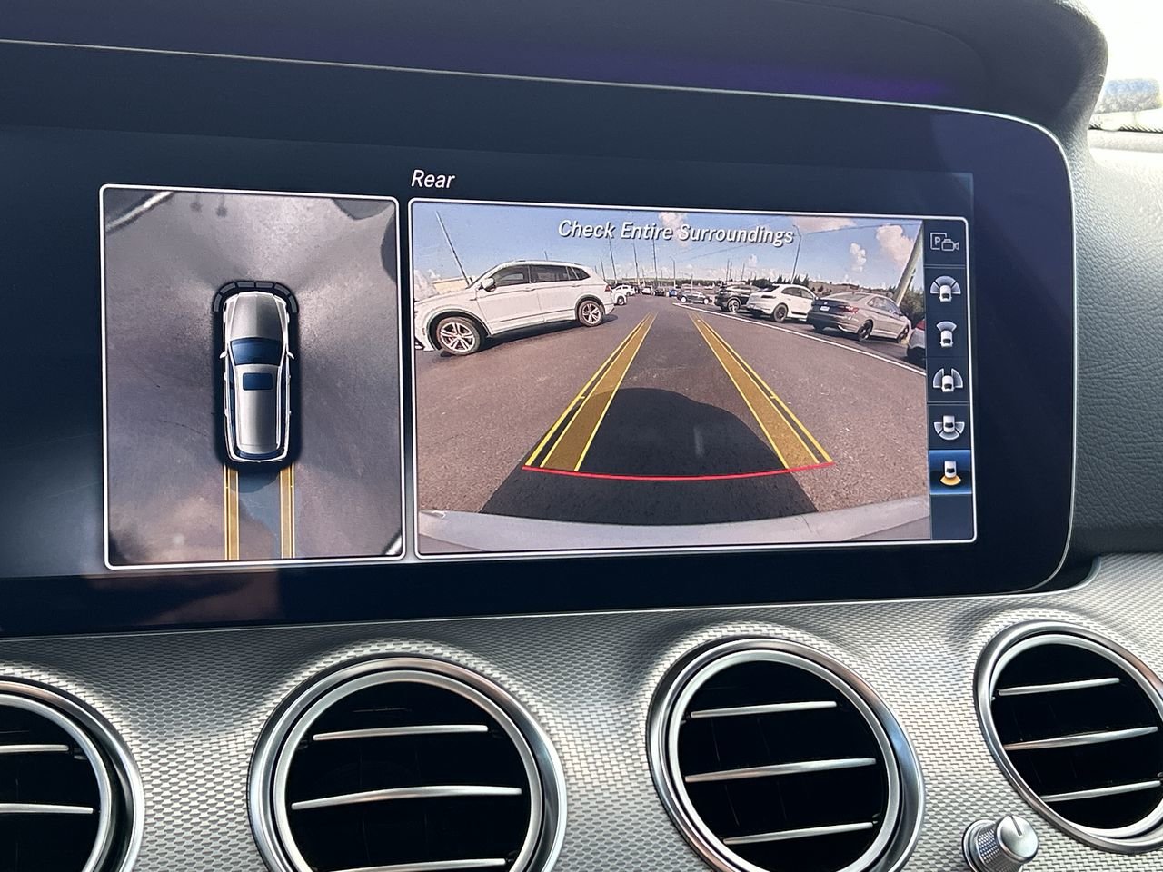Used 2017 Iridium Silver Met Mercedes-Benz E 400 image 25