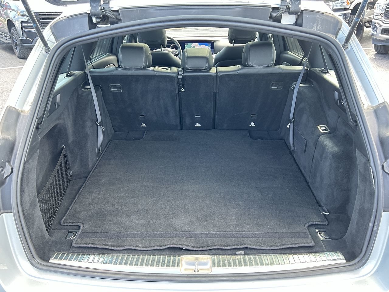 Used 2017 Iridium Silver Met Mercedes-Benz E 400 image 32