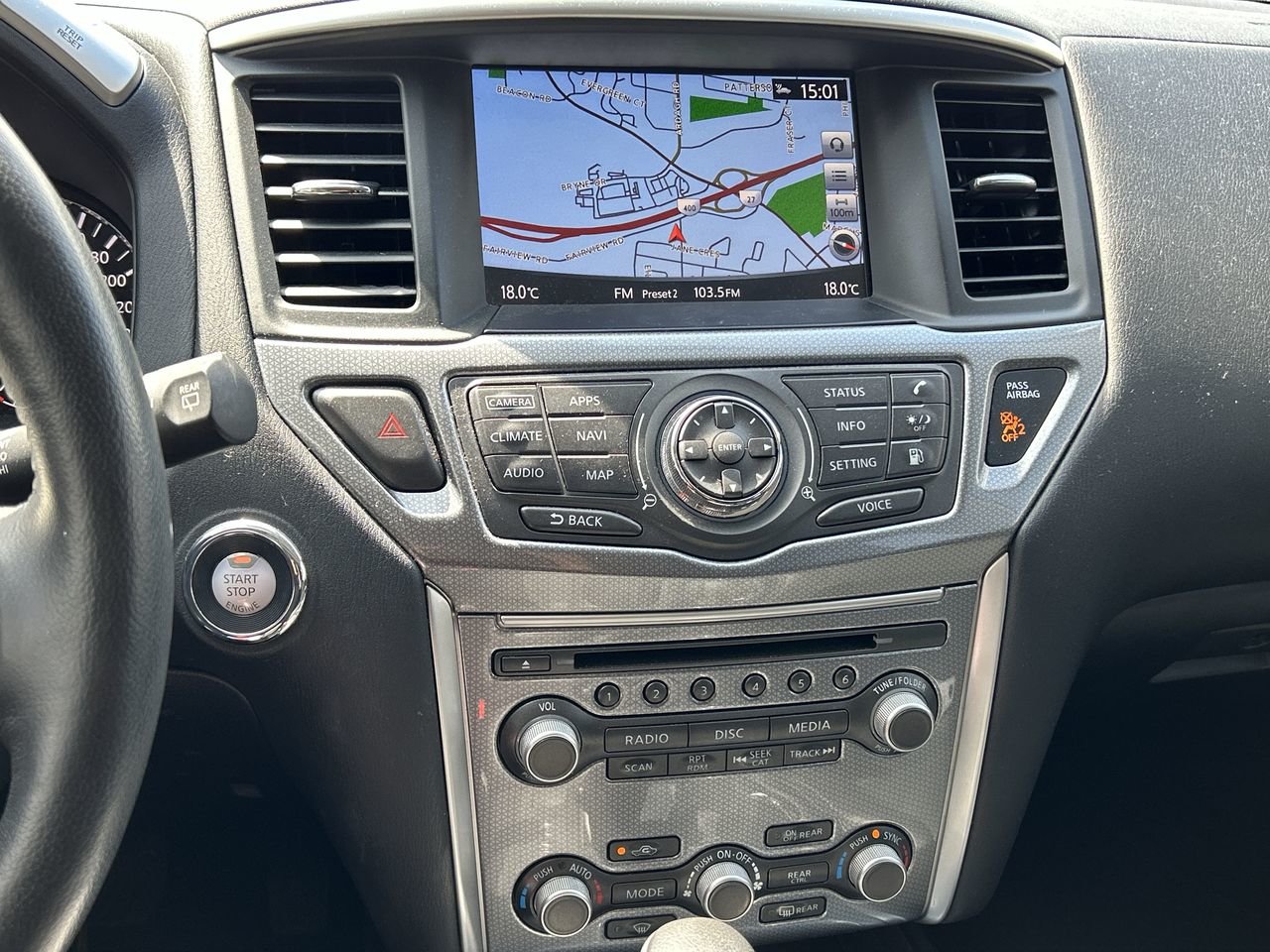 Used 2020 Pearl White Nissan SL Premium image 29