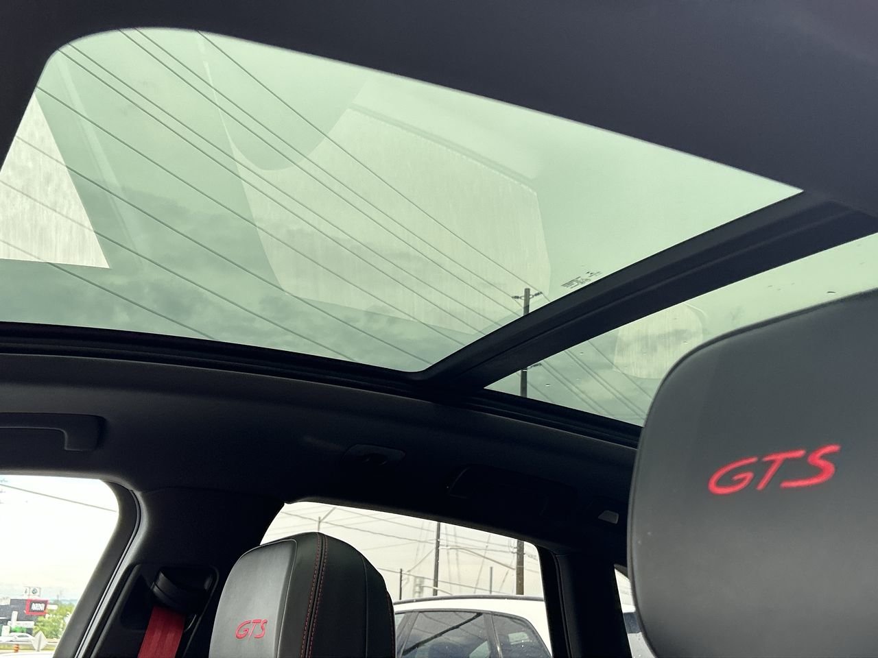 Used 2017 Carrara White Met Porsche GTS image 30