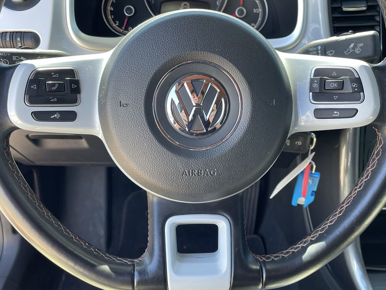 Used 2017 Pure White Volkswagen Classic image 22