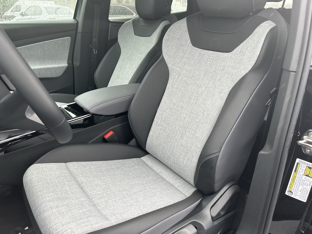 Certified Used 2023 Deep Black Pearl Volkswagen PRO AWD image 19