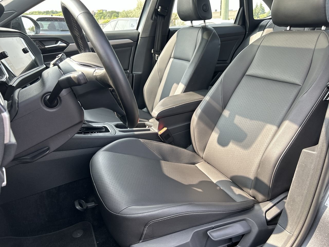 Certified Used 2021 Platinum Grey Met Volkswagen Highline image 19
