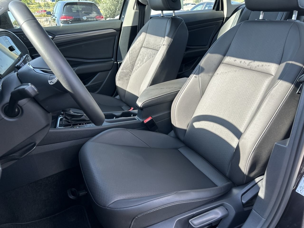 Certified Used 2021 Deep Black Pearl Volkswagen Highline image 19