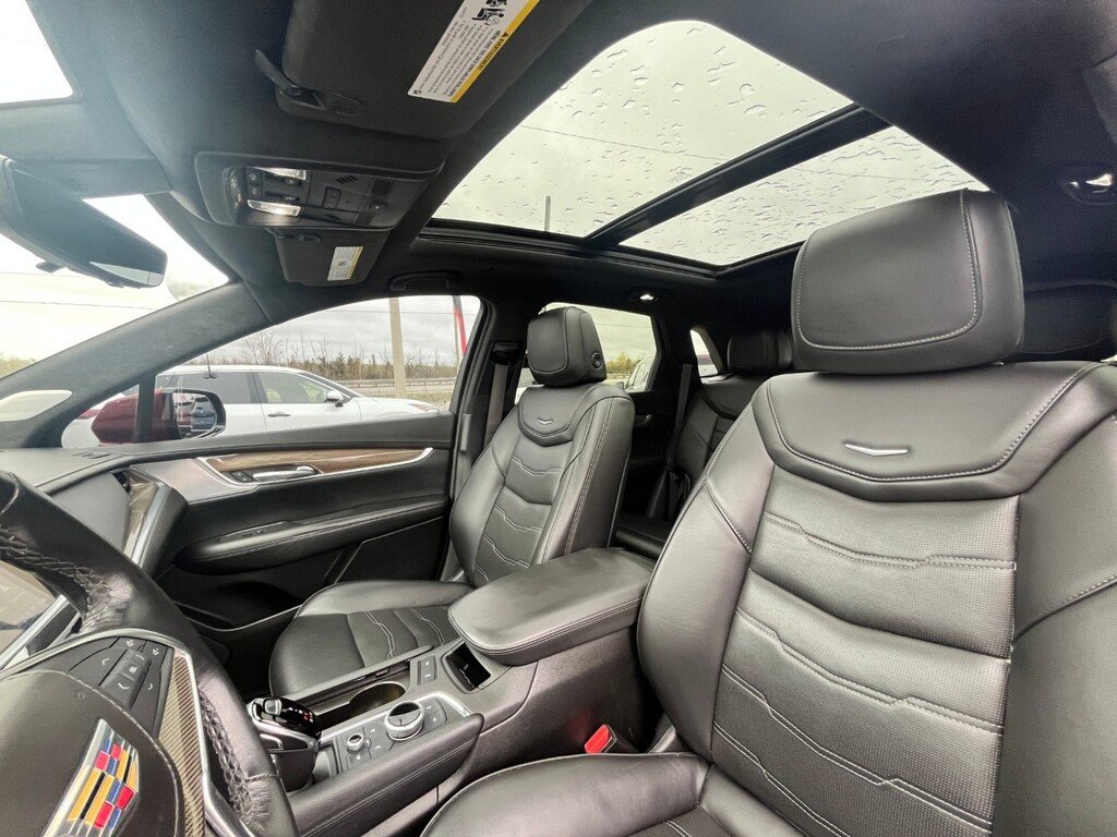 2023 Cadillac XT5 AWD Sport-7