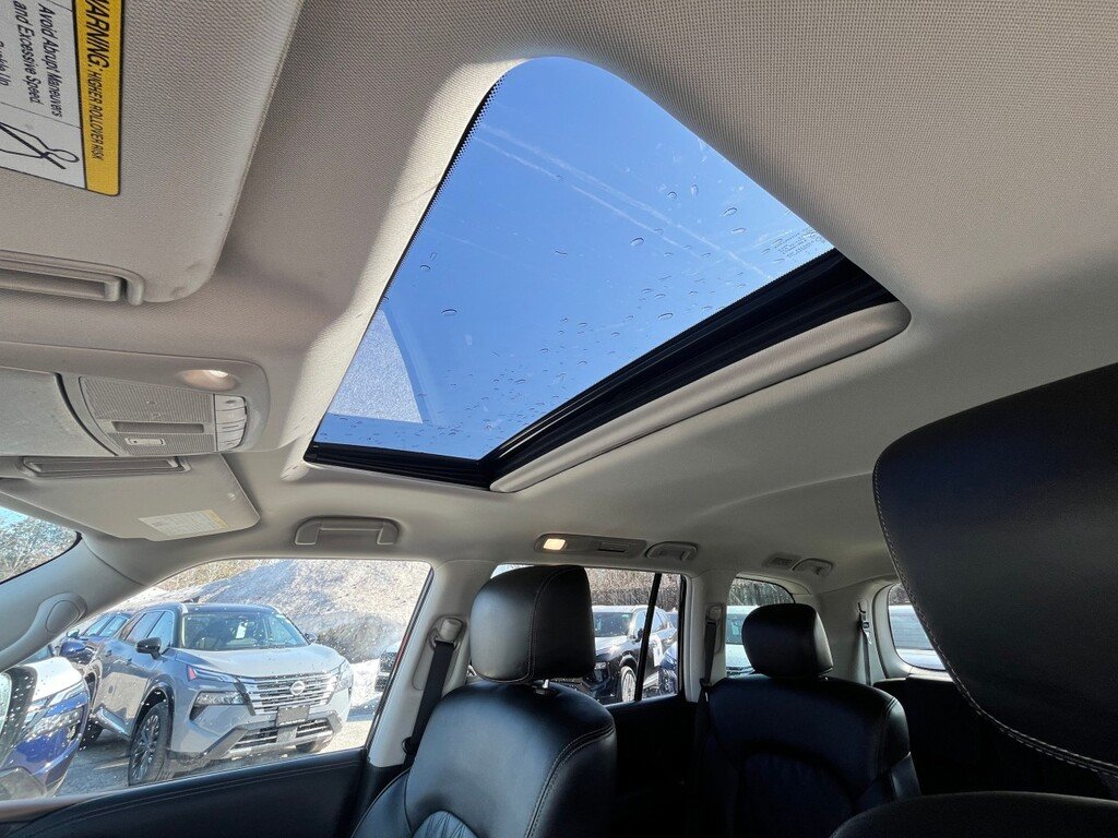 2021 Nissan Armada Platinum-17