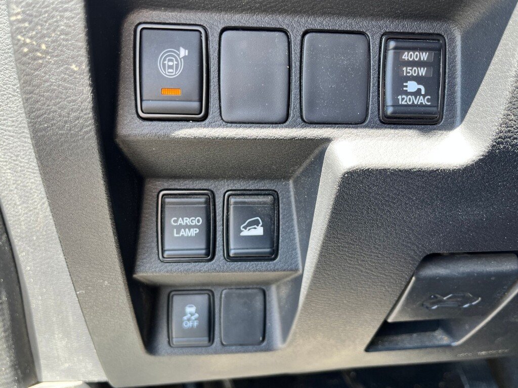 2023 Nissan Frontier SV-13