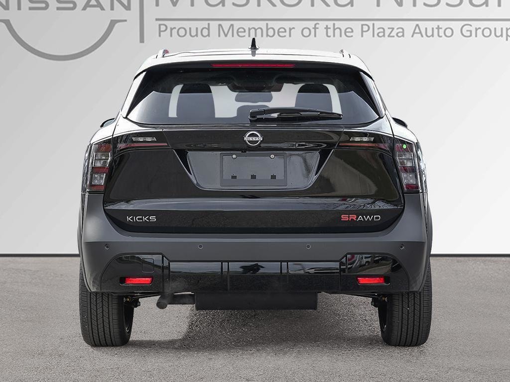 2026 Nissan Kicks SR-4