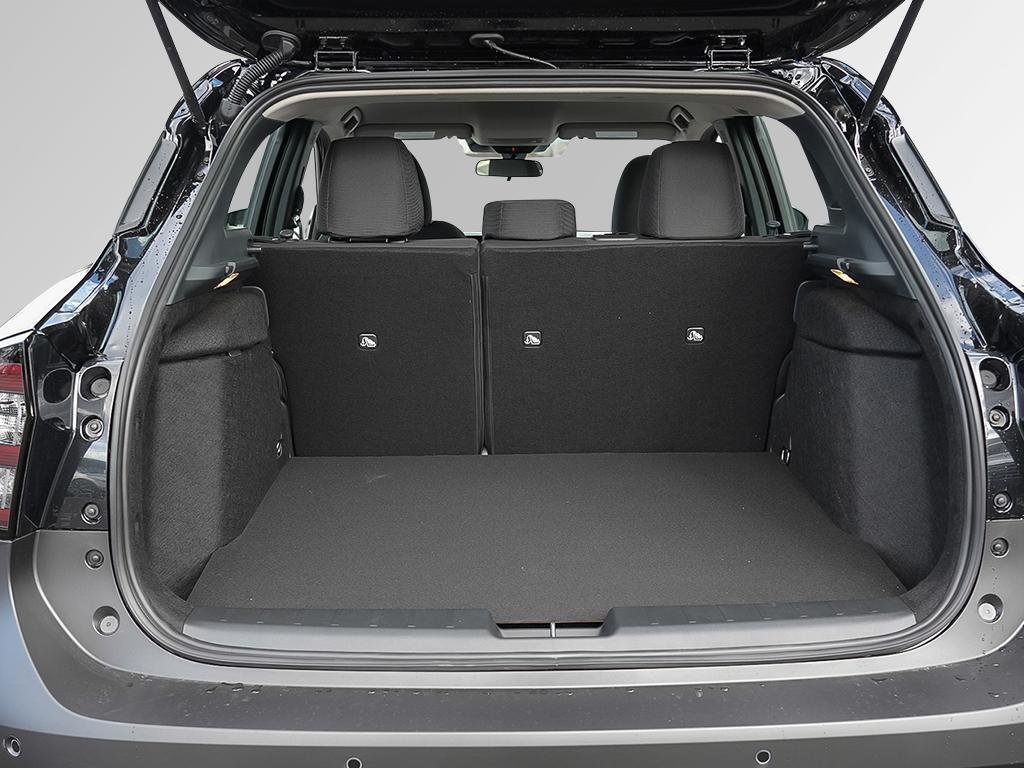 2026 Nissan Kicks S-6