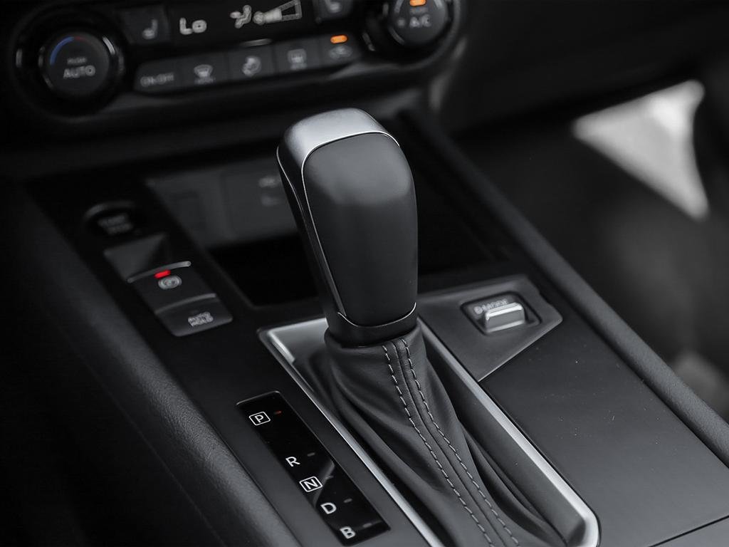 2026 Nissan Kicks SV-16