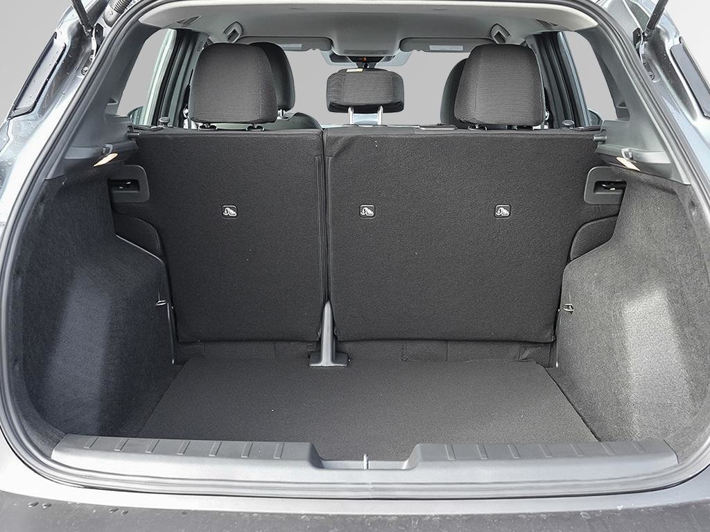 2026 Nissan Kicks S-6