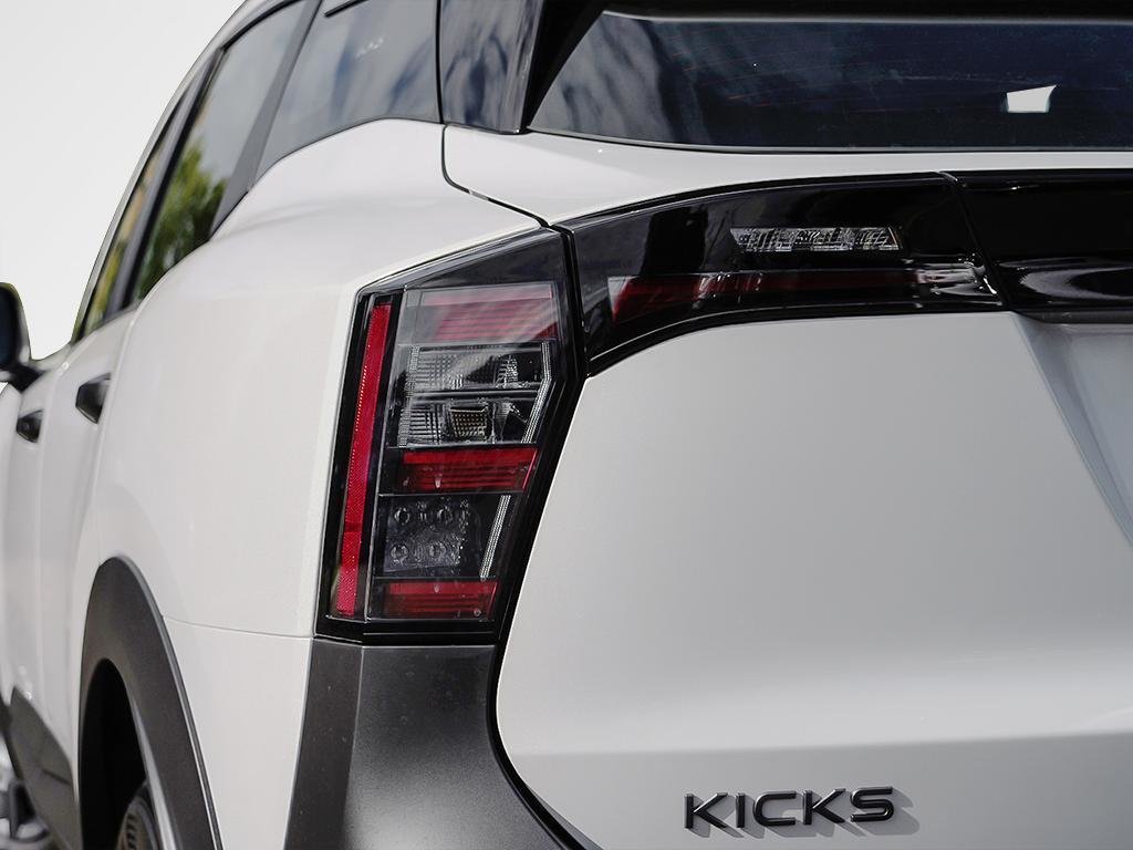2026 Nissan Kicks S-10