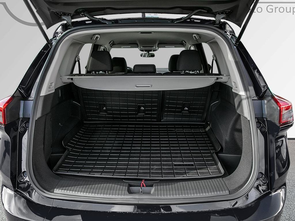 2026 Nissan Rogue S-6