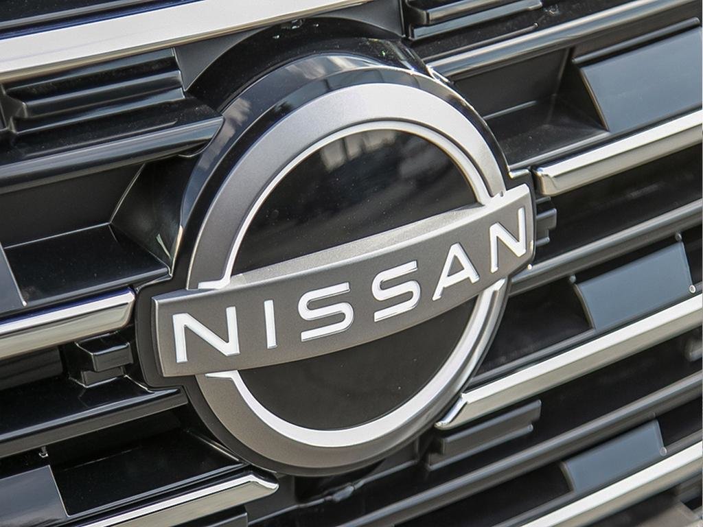 2026 Nissan Rogue S-8