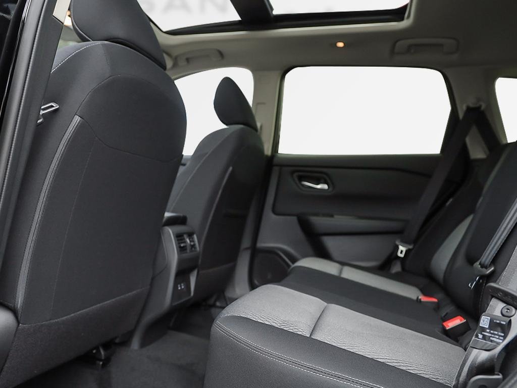 2026 Nissan Rogue SV Moonroof-20