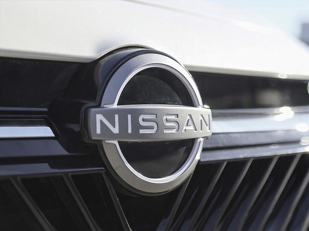 2026 Nissan Sentra SV-8