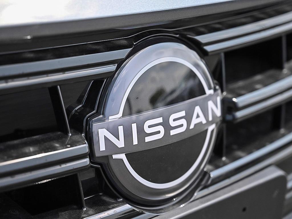 2025 Nissan Versa SV-8