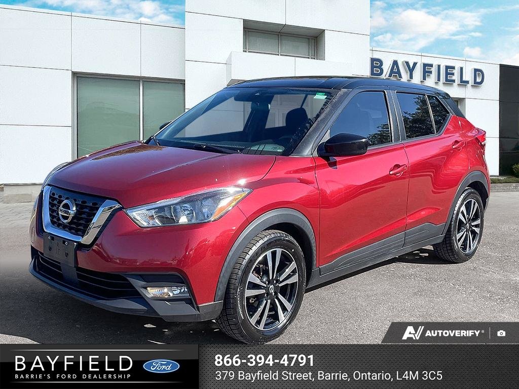 Two Tone Super Black/Cayenne Red MET 2020 Nissan Kicks SUV / Crossover Front-Wheel Drive