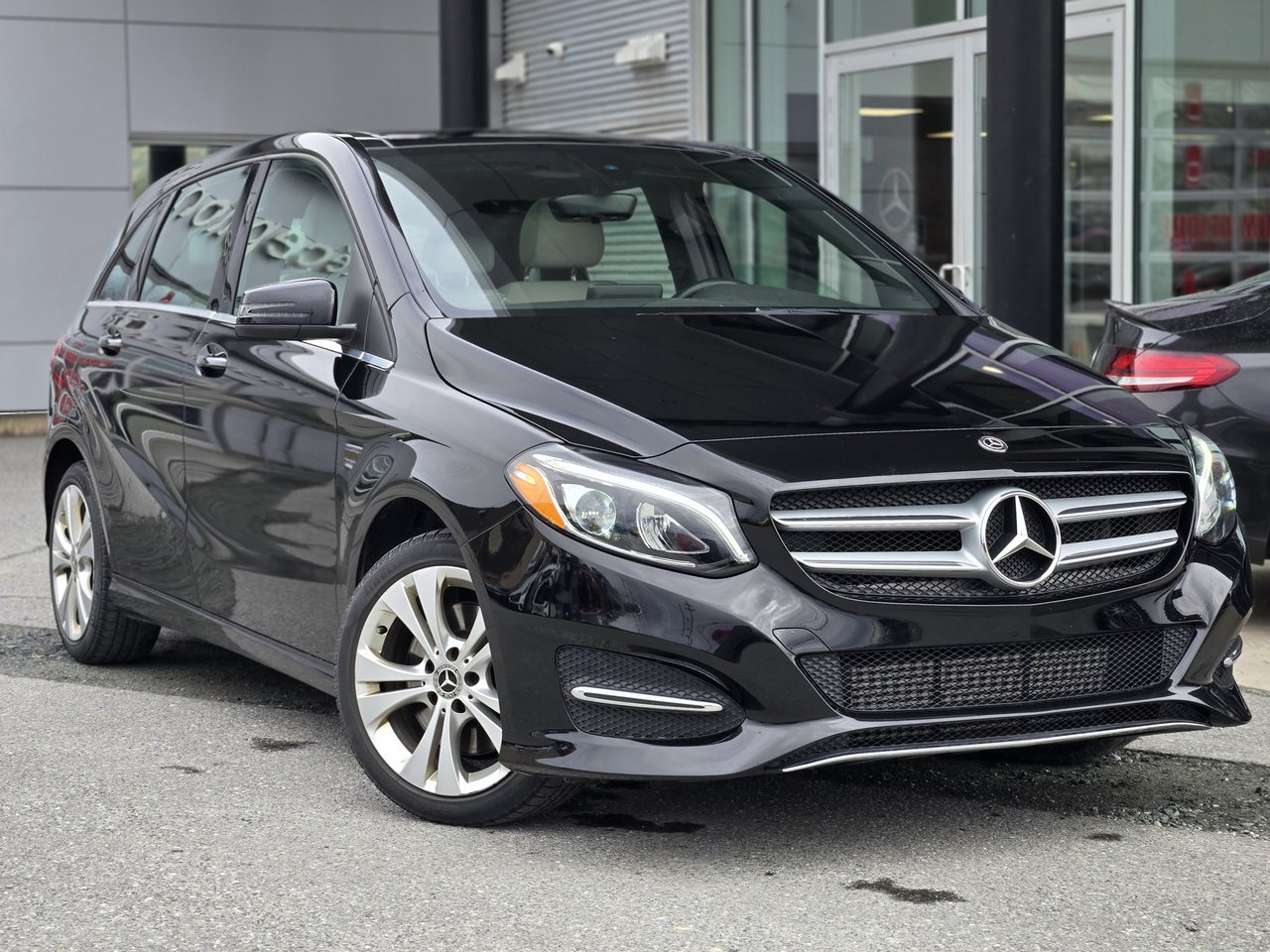 Used 2019 Mercedes-benz B Class With 70,000 Km For Sale At Otogo