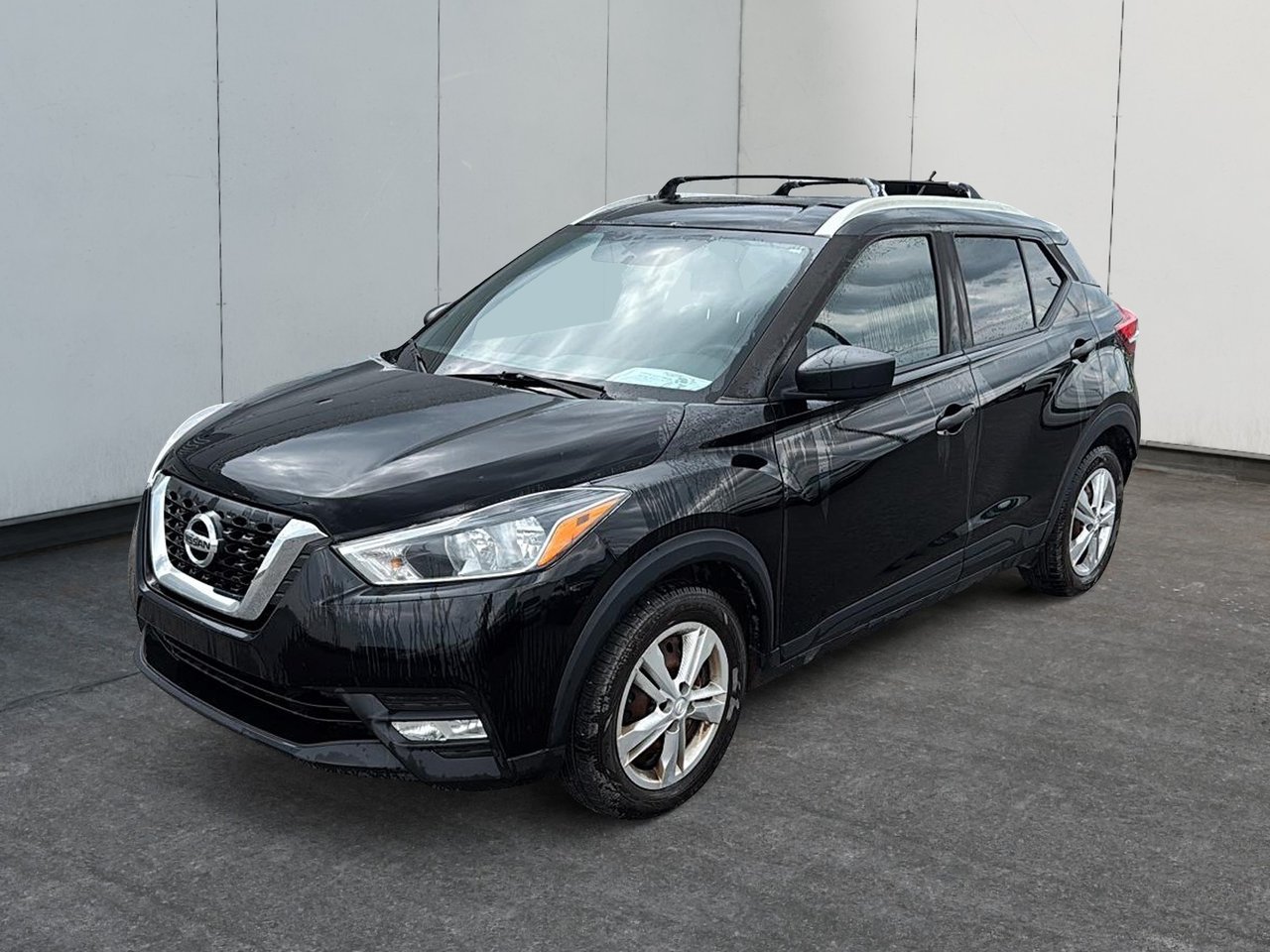 Black 2019 Nissan Kicks SUV / Crossover Front-Wheel Drive Continuously Variable Transmission