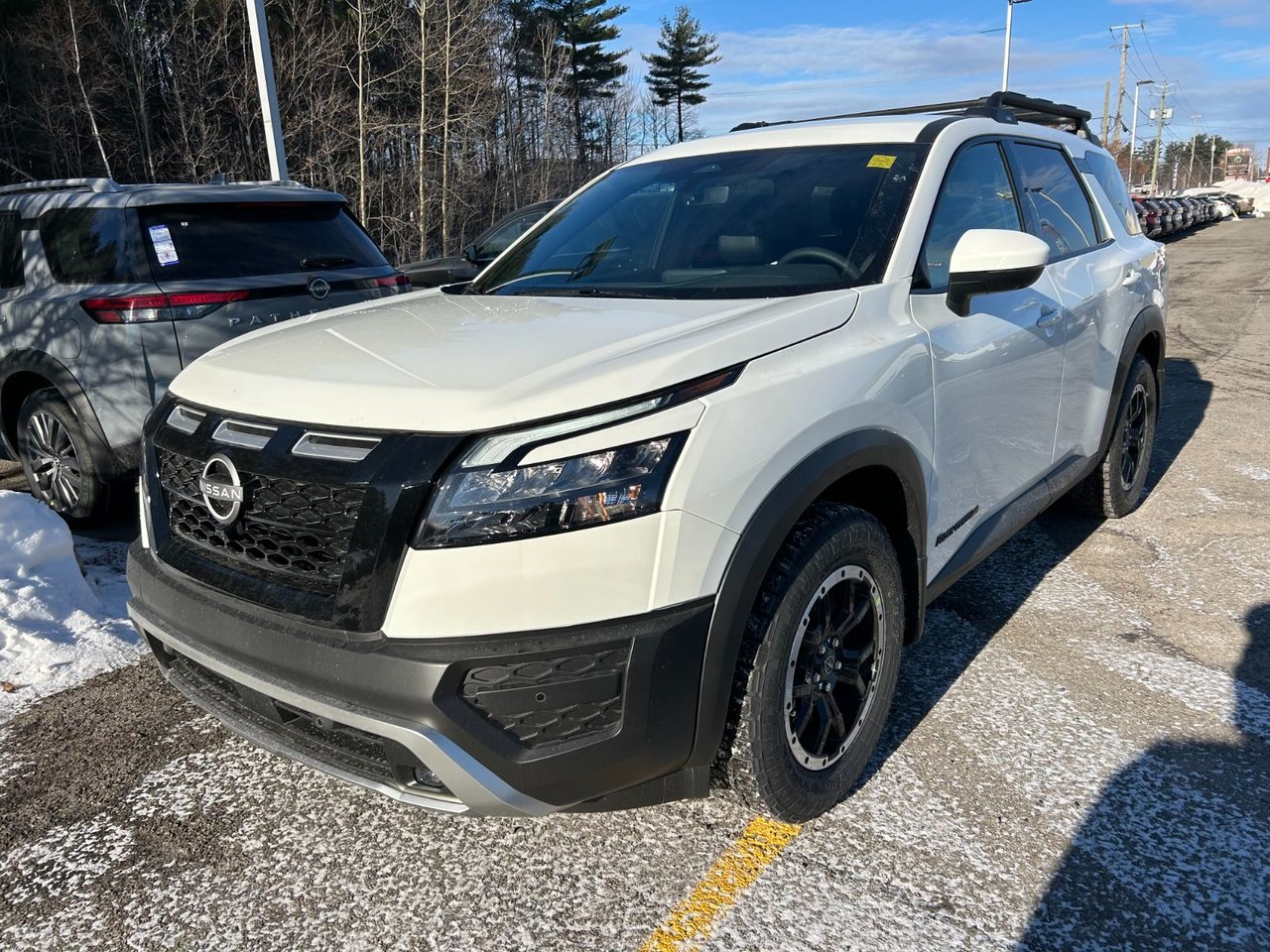 Used 2024 Nissan Pathfinder with 10 km for sale at Otogo