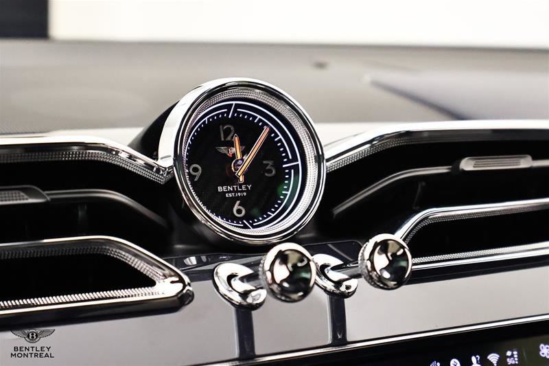 Bentley Bentayga Azure V8 2026-12