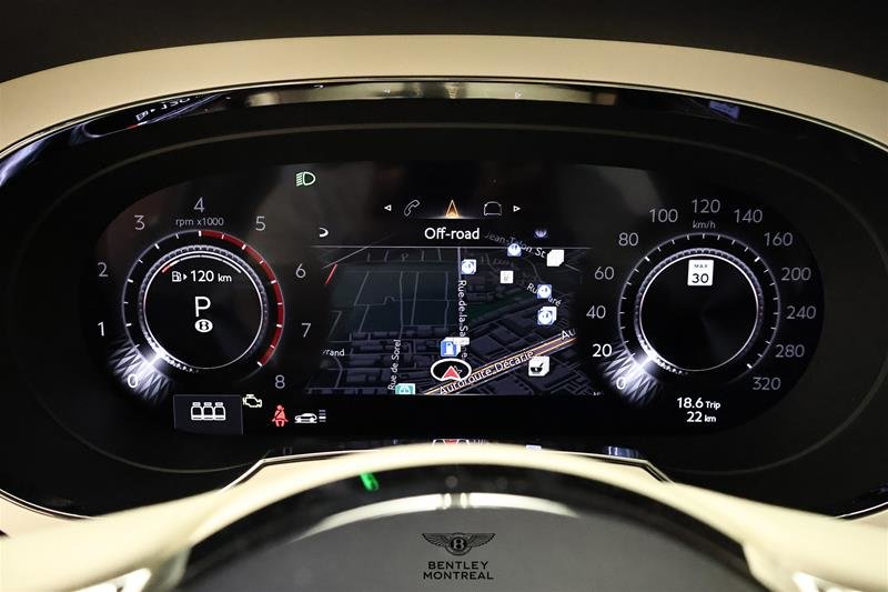 Bentley Bentayga Azure V8 2026-11