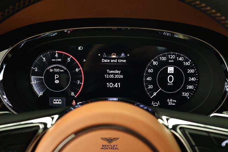 Bentley Bentayga Azure V8 2026-11