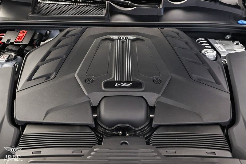 2026 Bentley Bentayga Azure V8-7
