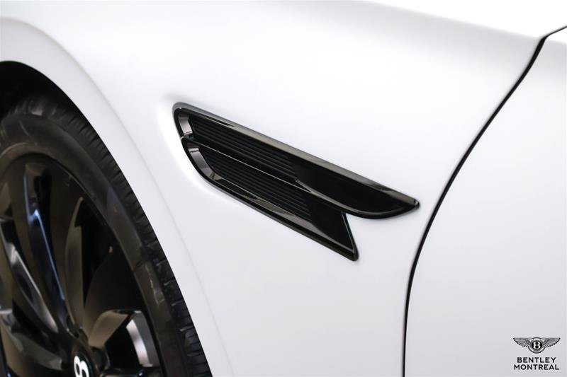 Bentley Flying Spur Azure 2026-15