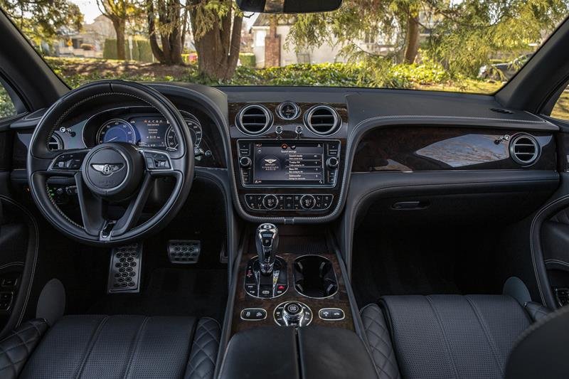 Certified Used 2018 Beluga Bentley W12 Signature image 17