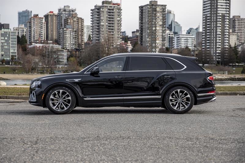 New 2023 Onyx Bentley BENTAYGA EWB AZURE image 8