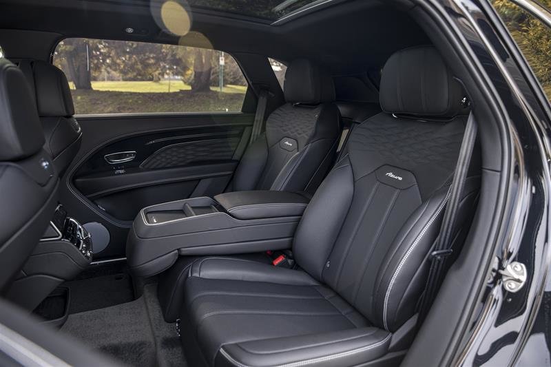 New 2023 Onyx Bentley BENTAYGA EWB AZURE image 22