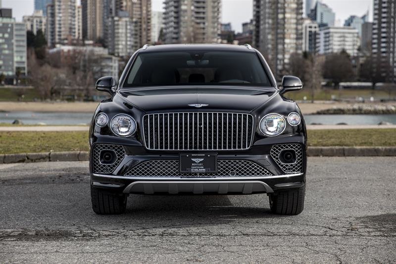 New 2023 Onyx Bentley BENTAYGA EWB AZURE image 3