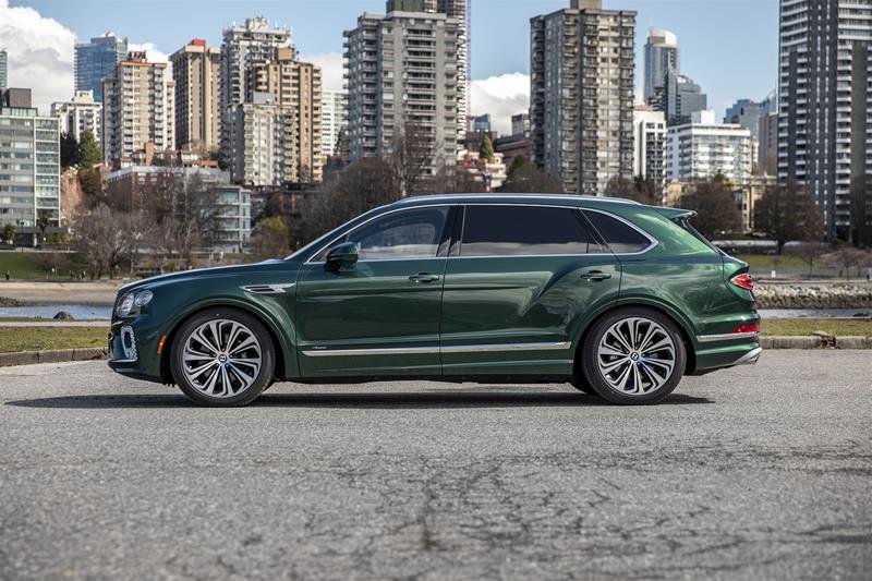 New 2023 Verdant Bentley BENTAYGA EWB AZURE image 8