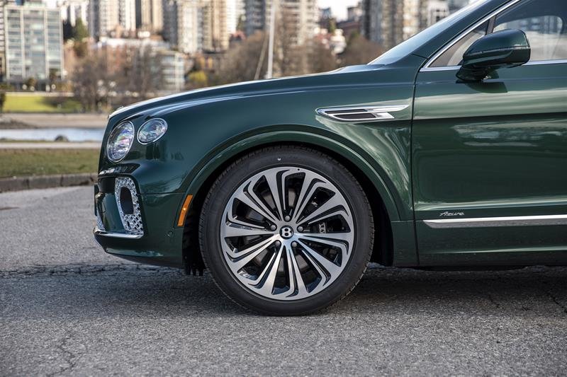 New 2023 Verdant Bentley BENTAYGA EWB AZURE image 7