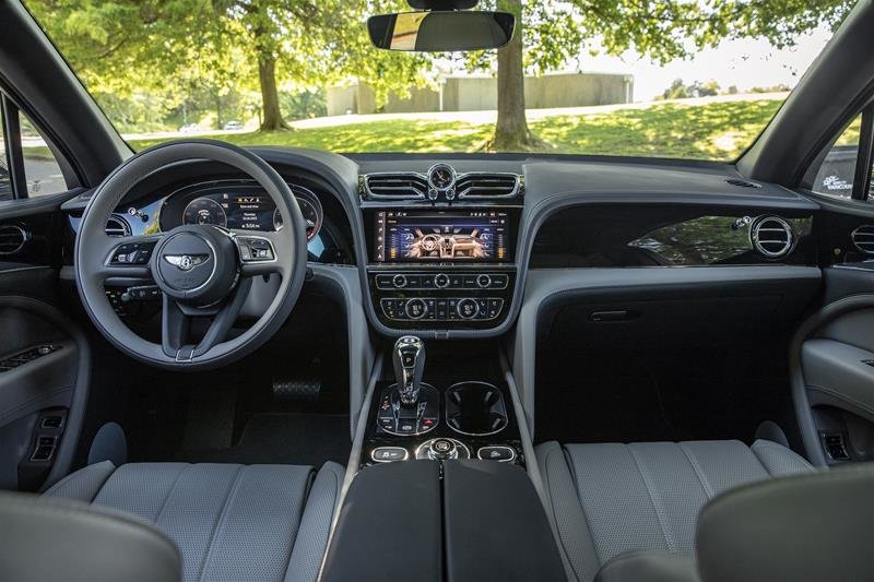 New 2023 Onyx Bentley BENTAYGA EWB image 19