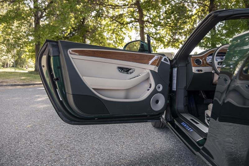 Certified Used 2021 Verdant Bentley V8 image 19