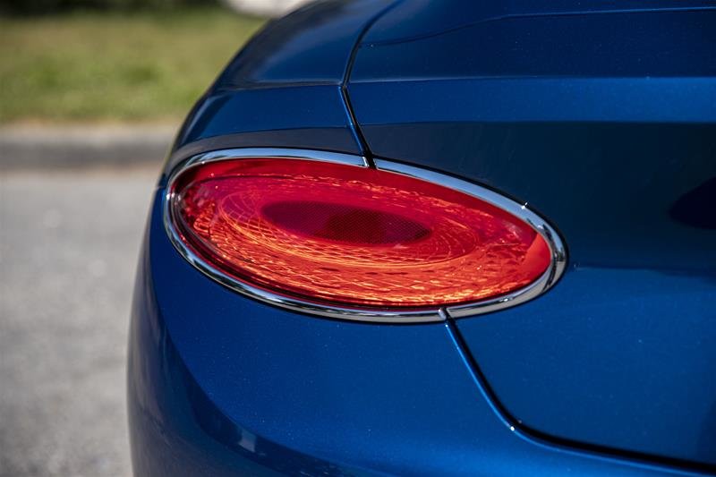 Used 2020 Sequin Blue Bentley  image 11