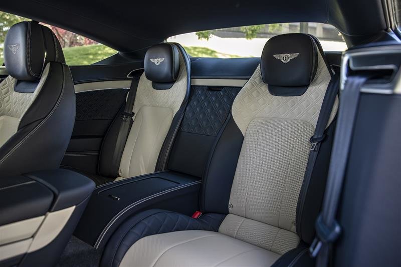 Used 2020 Sequin Blue Bentley  image 22