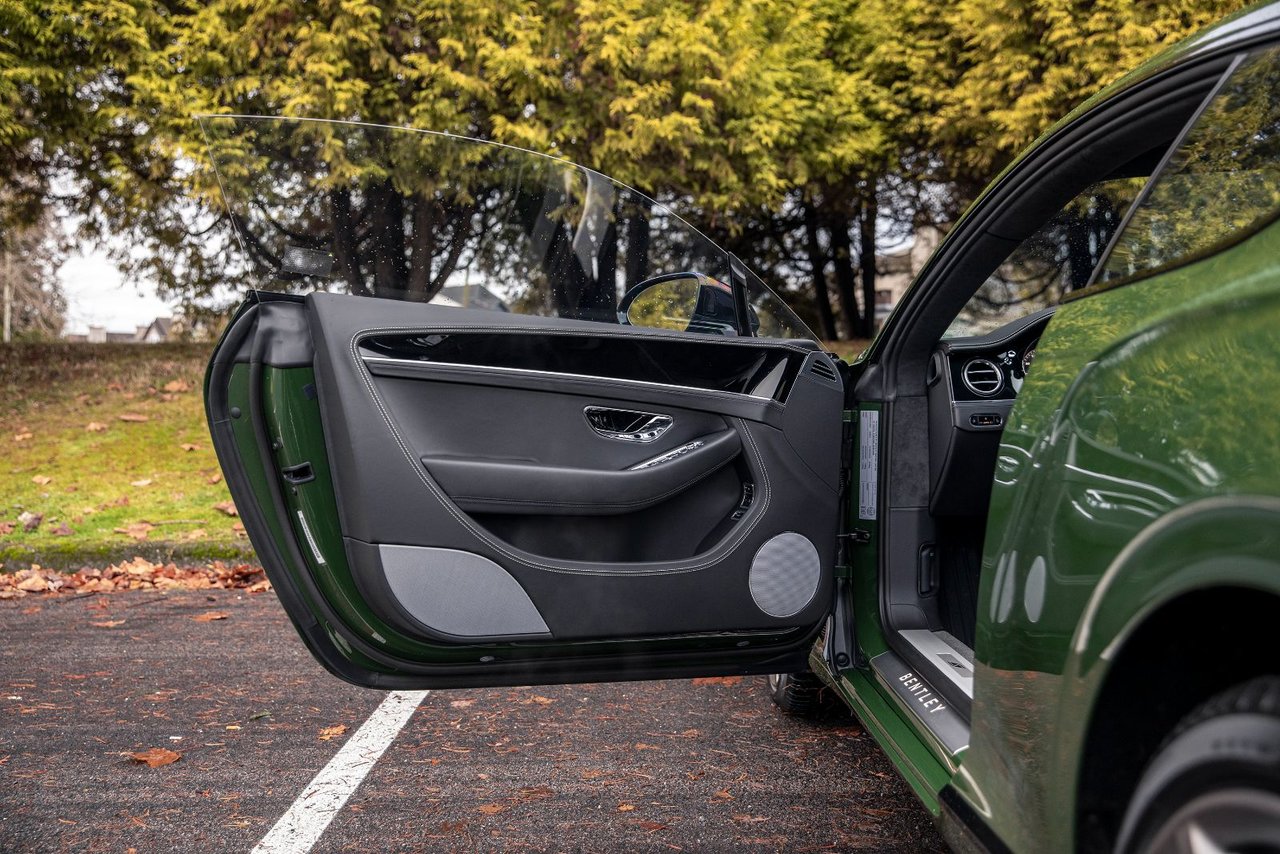 New 2023 British Racing Green 4 (Solid) Bentley CONTINENTAL GT S image 27