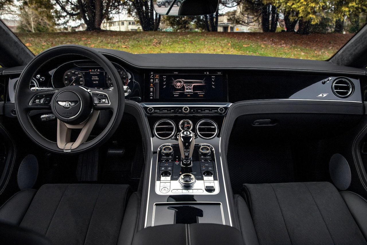 New 2023 British Racing Green 4 (Solid) Bentley CONTINENTAL GT S image 24